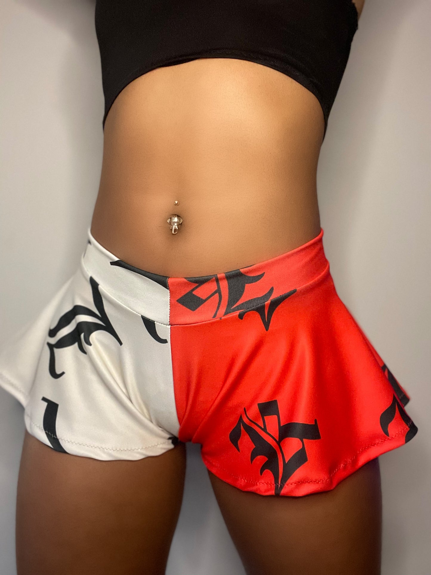 PREORDER |L vs Kira “Deathnote” inspired shorties