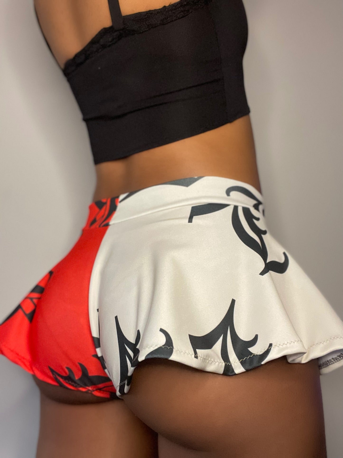 PREORDER |L vs Kira “Deathnote” inspired shorties