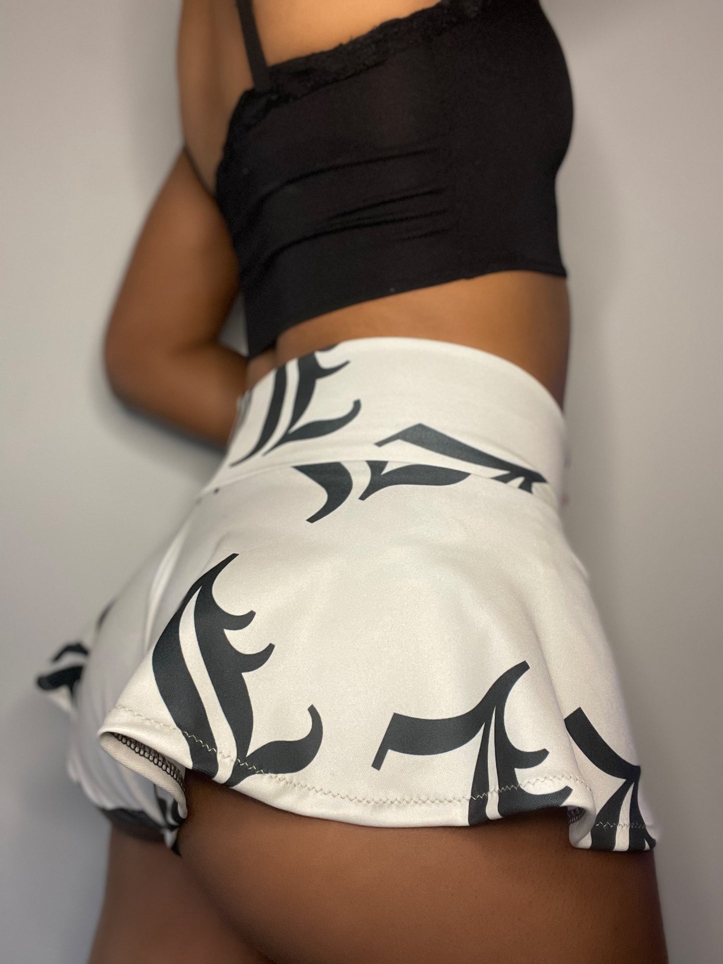 L “Death Note” inspired shorties