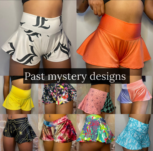 The Cozy Girl Mystery Bundle | Mystery Shorties + Scrunchie