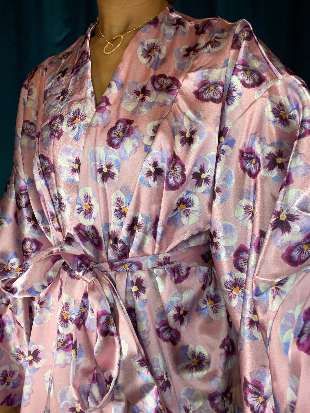 The Viola: The G’Luxe Robe