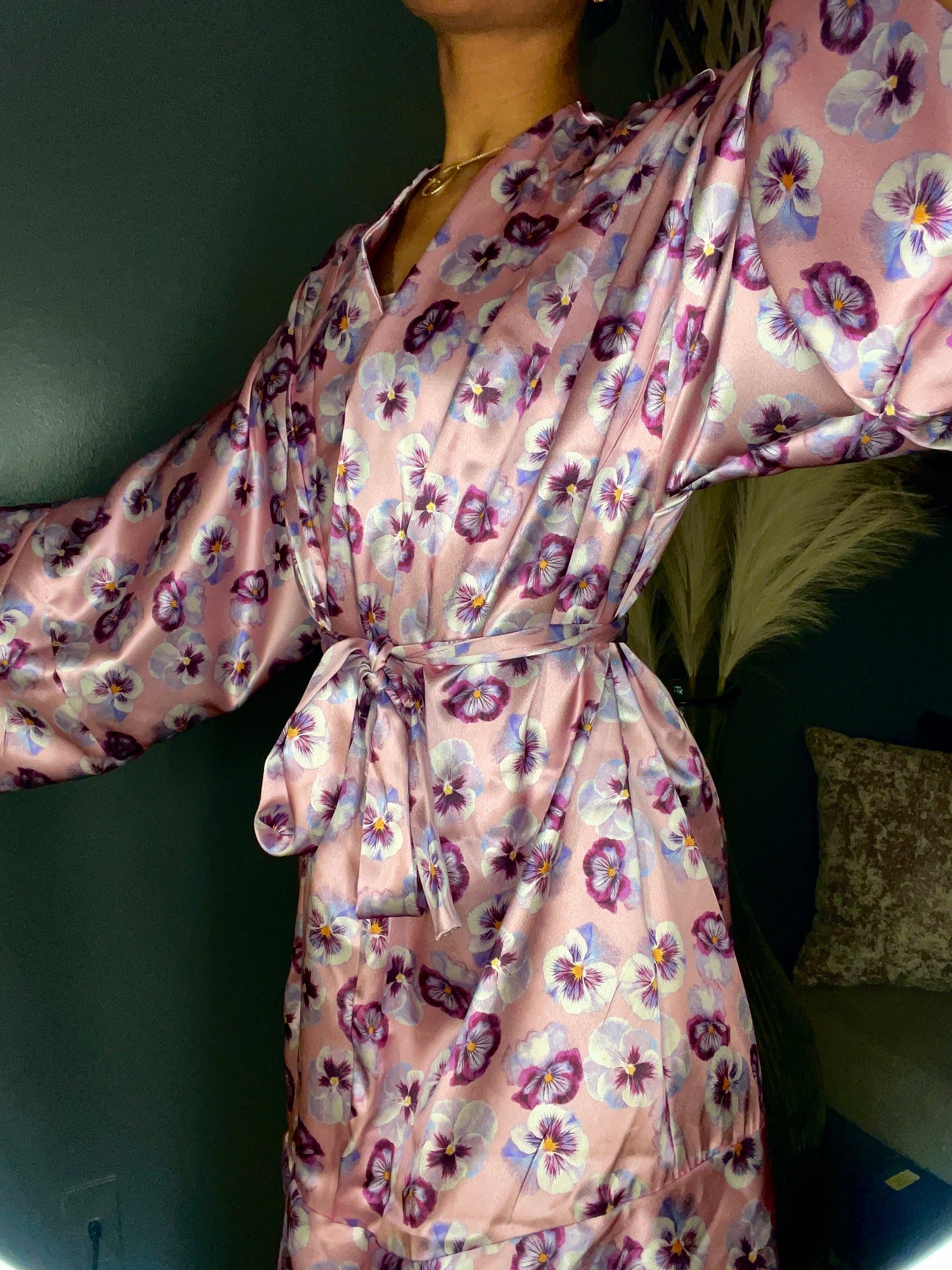 The Viola: The G’Luxe Robe