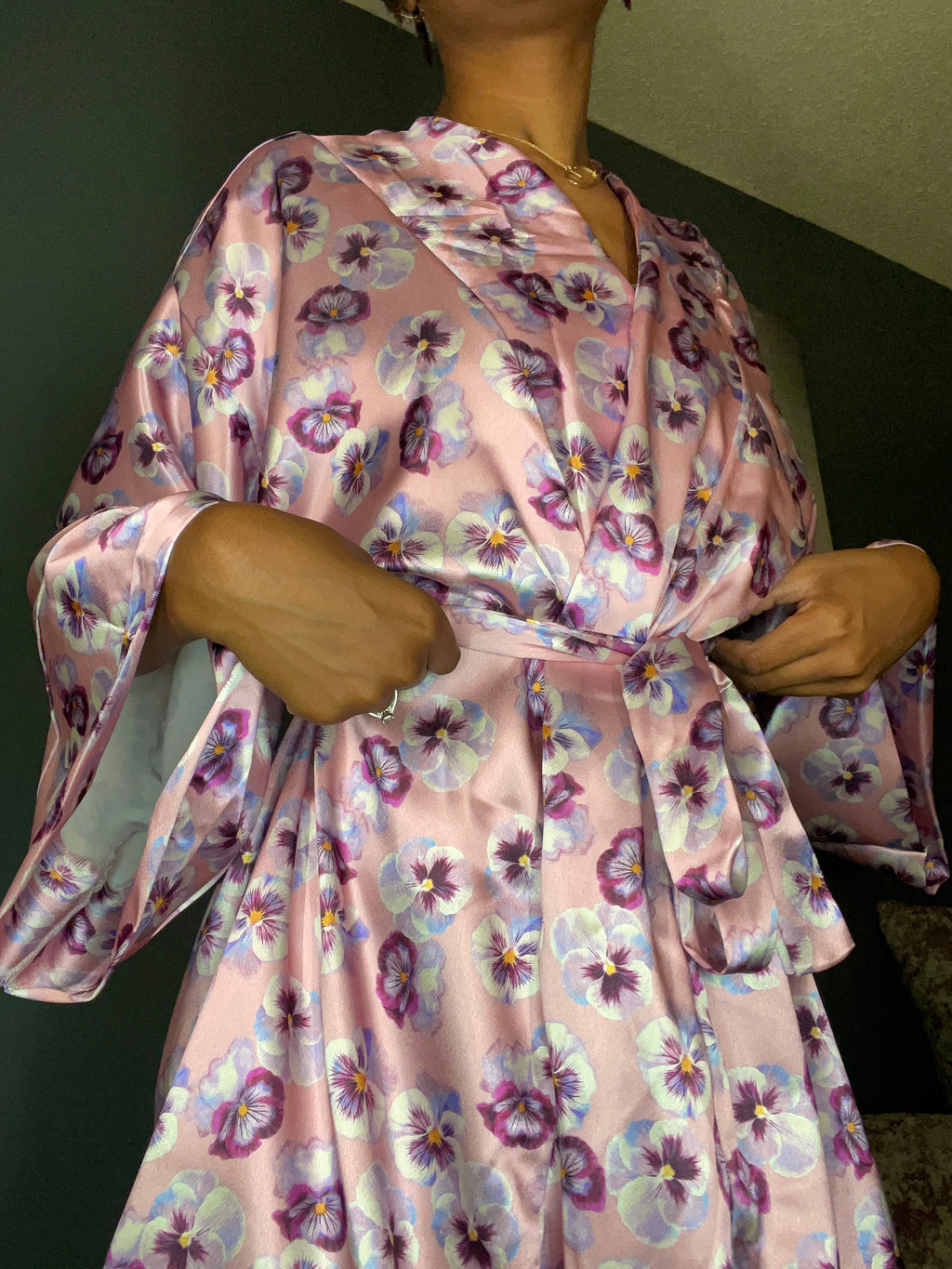 The Viola: The G’Luxe Robe