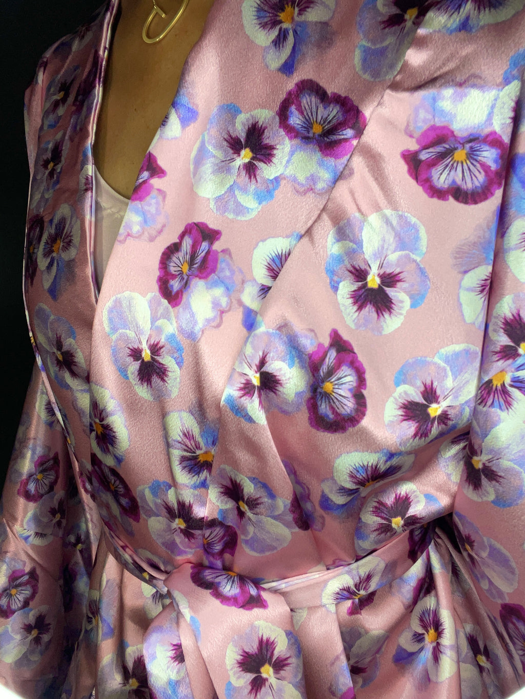 The Viola: The G’Luxe Robe
